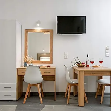 Hotell Vive Mare Plaka Ii